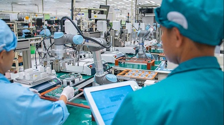 Universal Robots Blog Electronics Industry