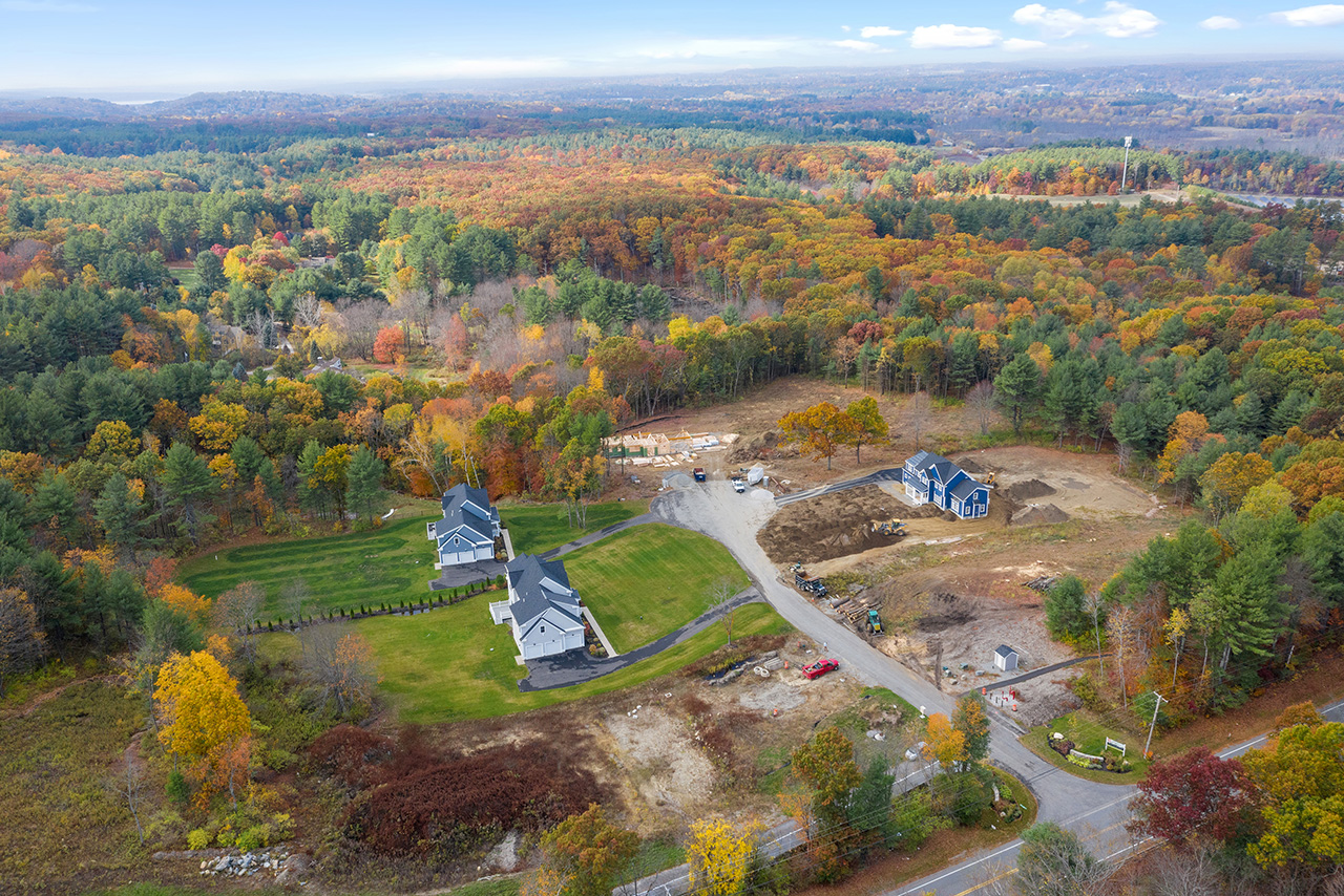 Tadmor Bolton MA New Construction Houses For Sale. Photos