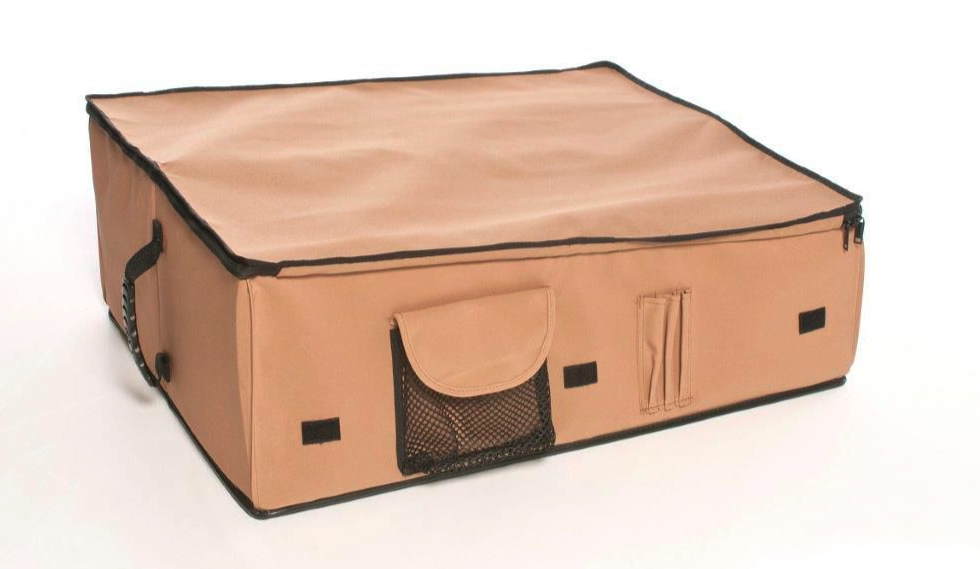 Disc-O-Bed: Footlocker
