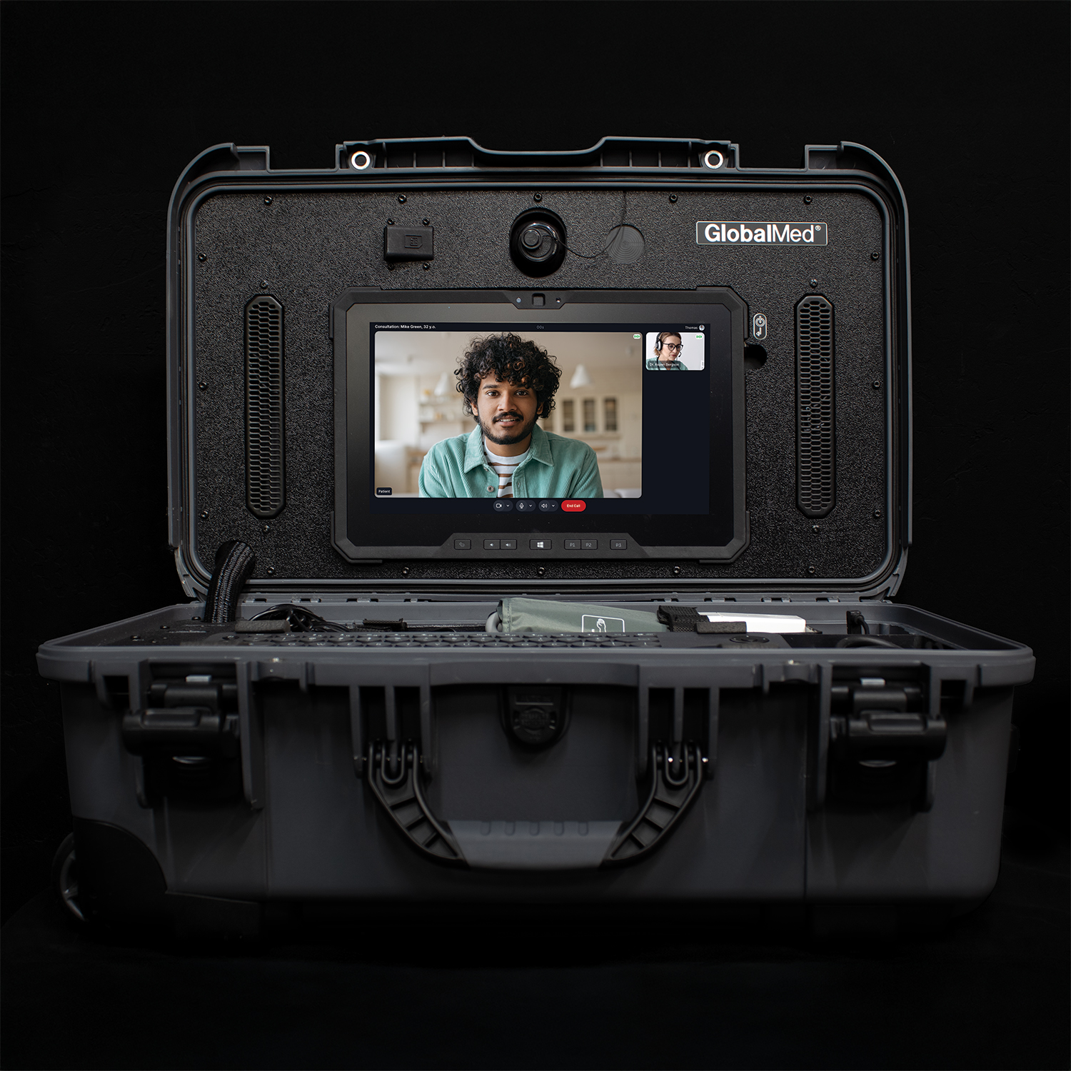 GlobalMed - Transportable Exam Station